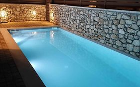 Lydia'S Inn 1 With Private Pool